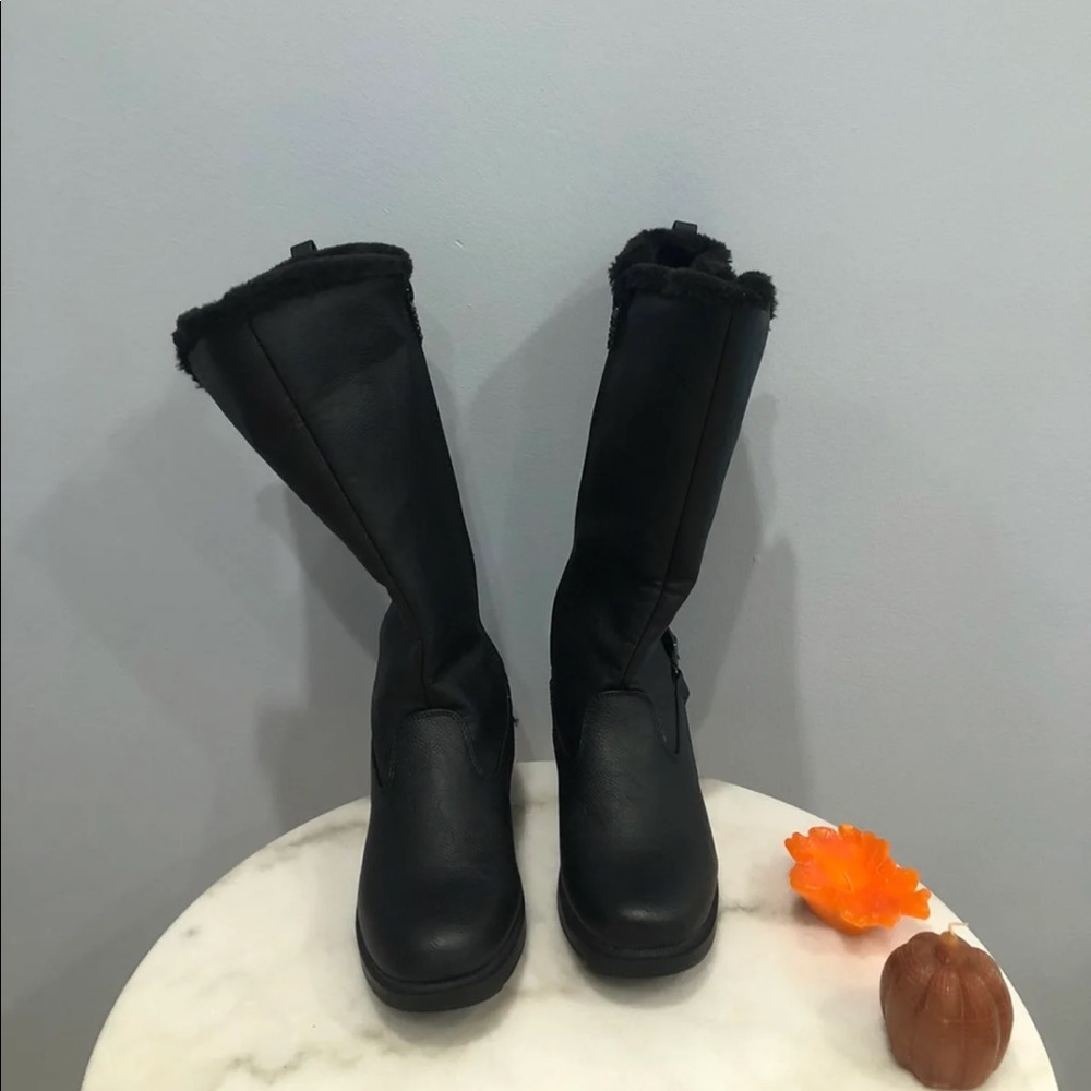 Totes rain boots